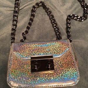 Nila Anthony crossbody